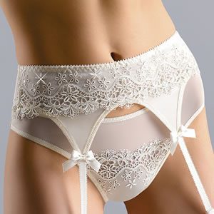Gracya Jonquil Thong White